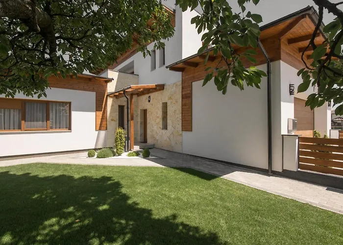 Eszterhaz * Balatonkeresztúr